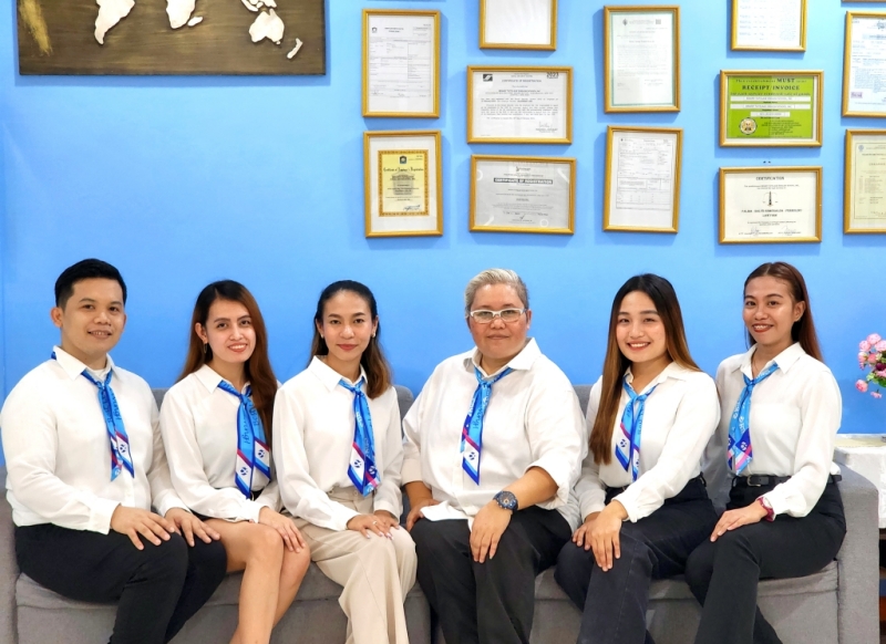 フィリピン留学 Cebu21 - BTES-School Staff-6